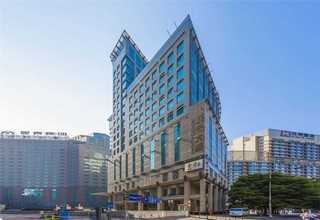 自然裸妆烟酰胺精华液美白效果好吗