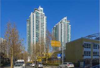 产品自动贴标机费用